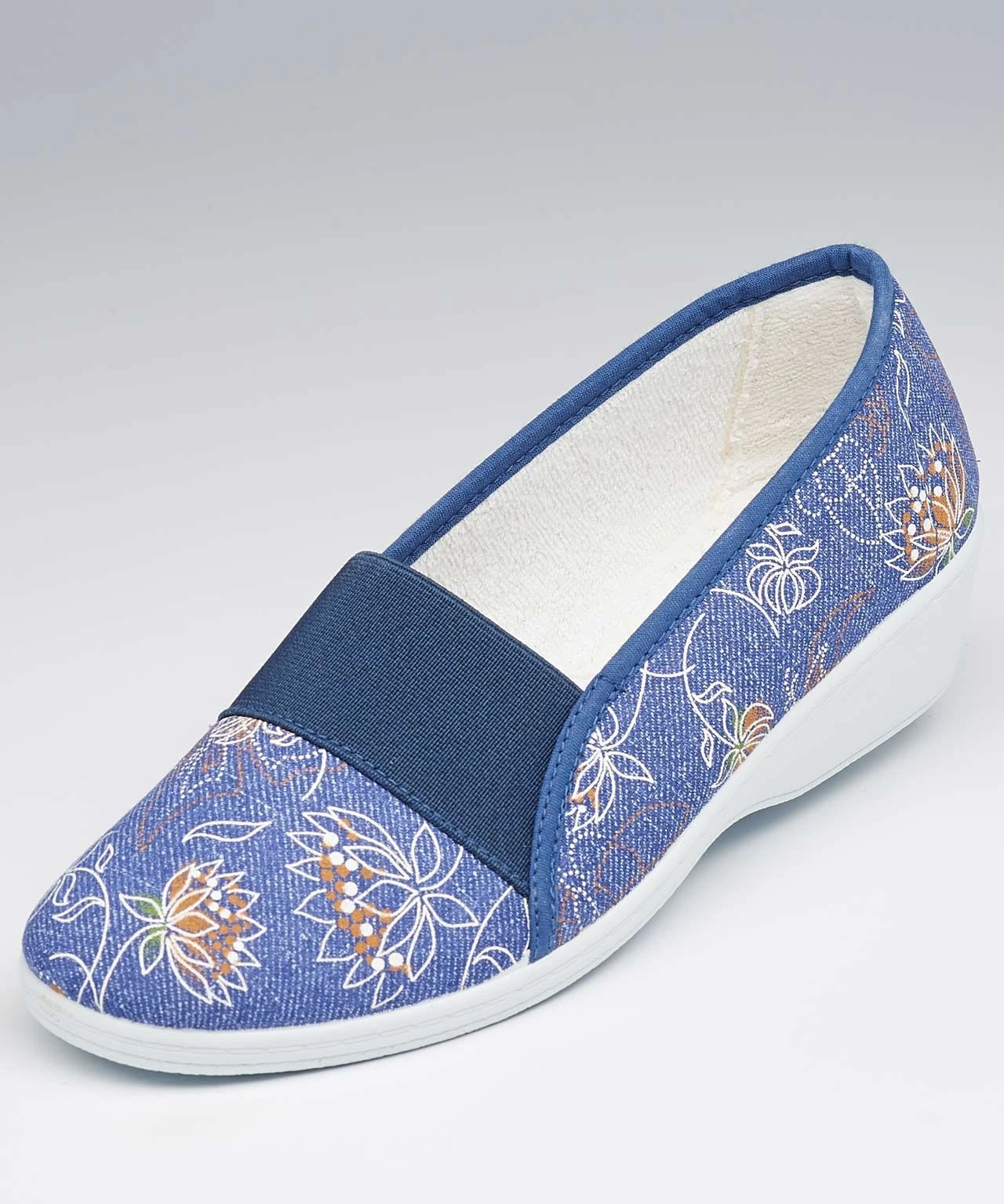 Canvas Shoe 2 Canvas Shoe - Image 2