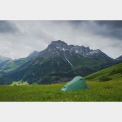 Vango Banshee 300 3 Person Tent -Berghaus Sales go 411074 g